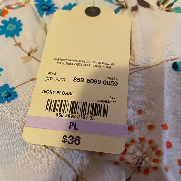 St. John’s Bay floral blouse Petite large NWT - Picture 2 of 3